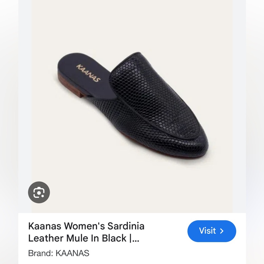 Kaanas Women's Black Textured Mules